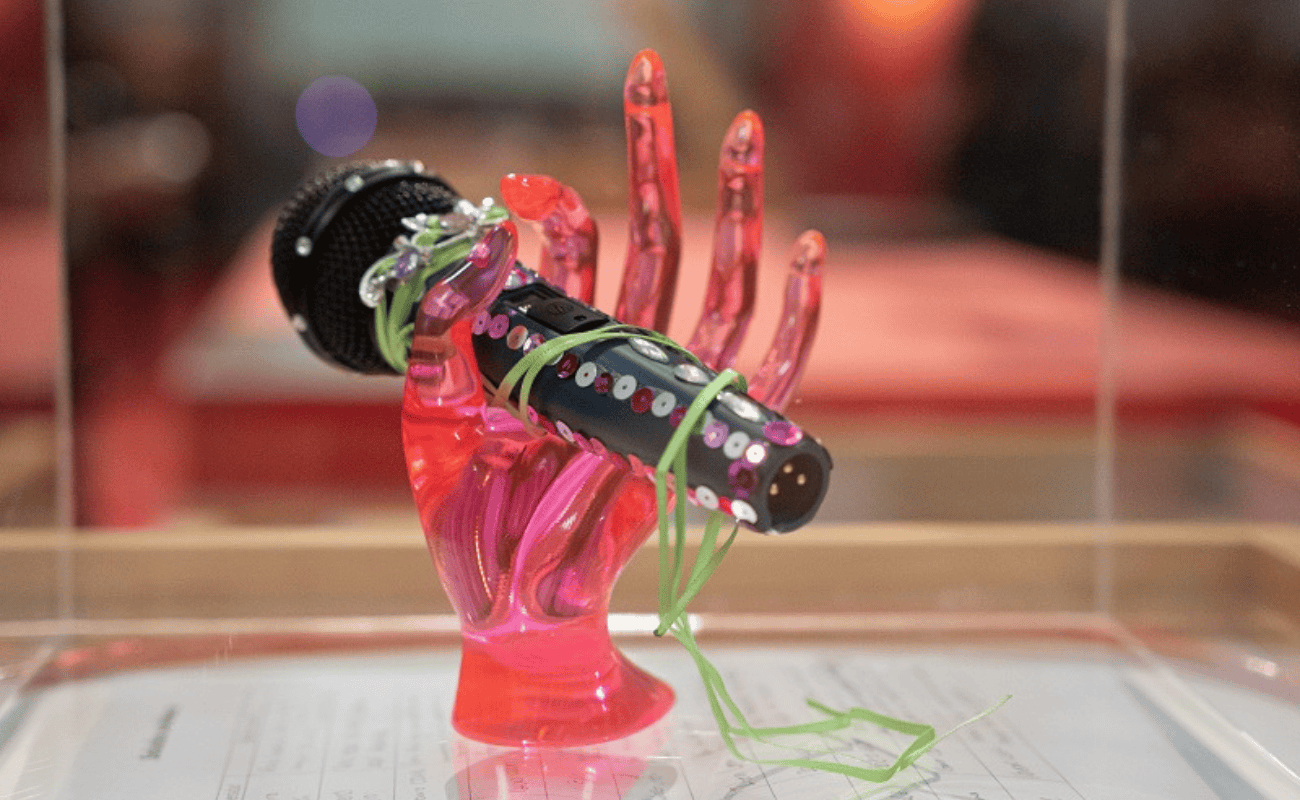 Pluri-Sonoridades: Resonancias desde una escucha relacional