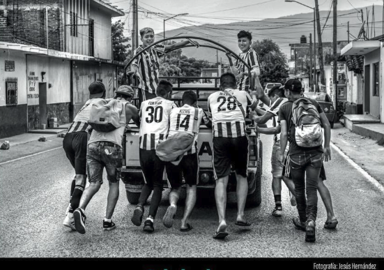 Fuera de lugar: El Mundial desde sus márgenes