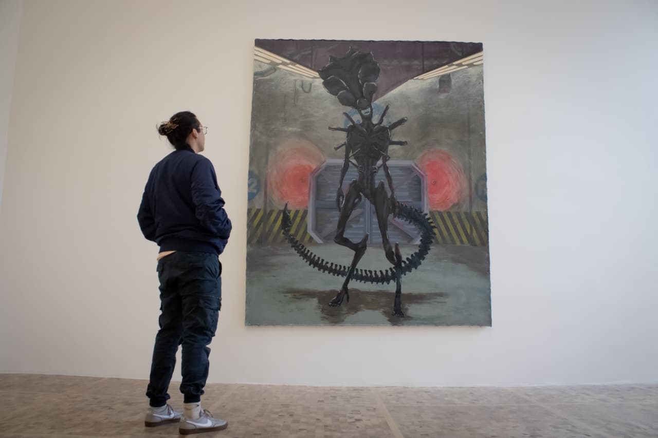 Manuela Solano: Alien Queen / Paraíso Extraño