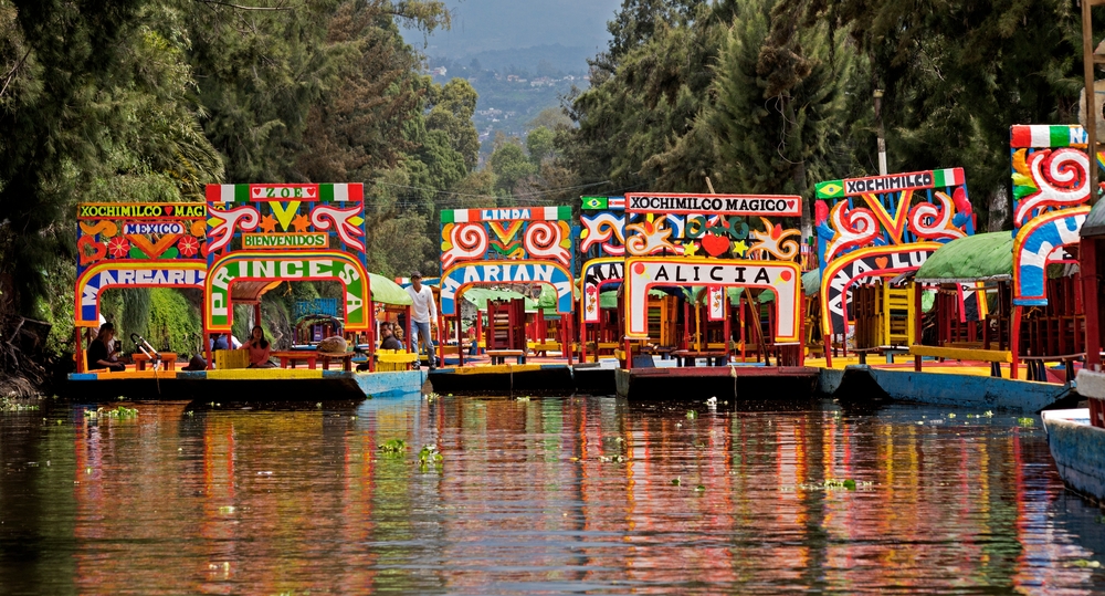 Visita a Coyoacán y Xochimilco: Tour Guiado con Paseo en Trajinera