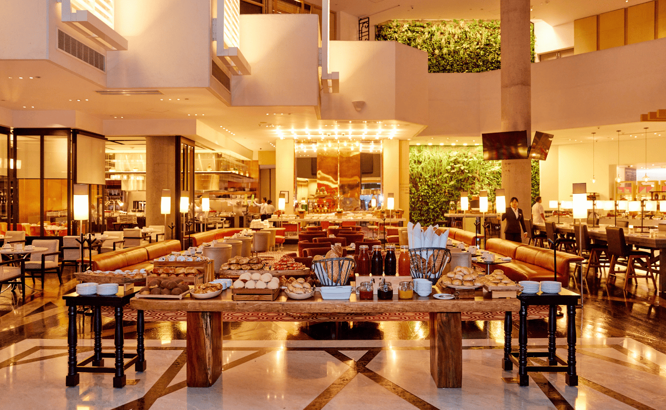 Buffet de desayunos en Rulfo